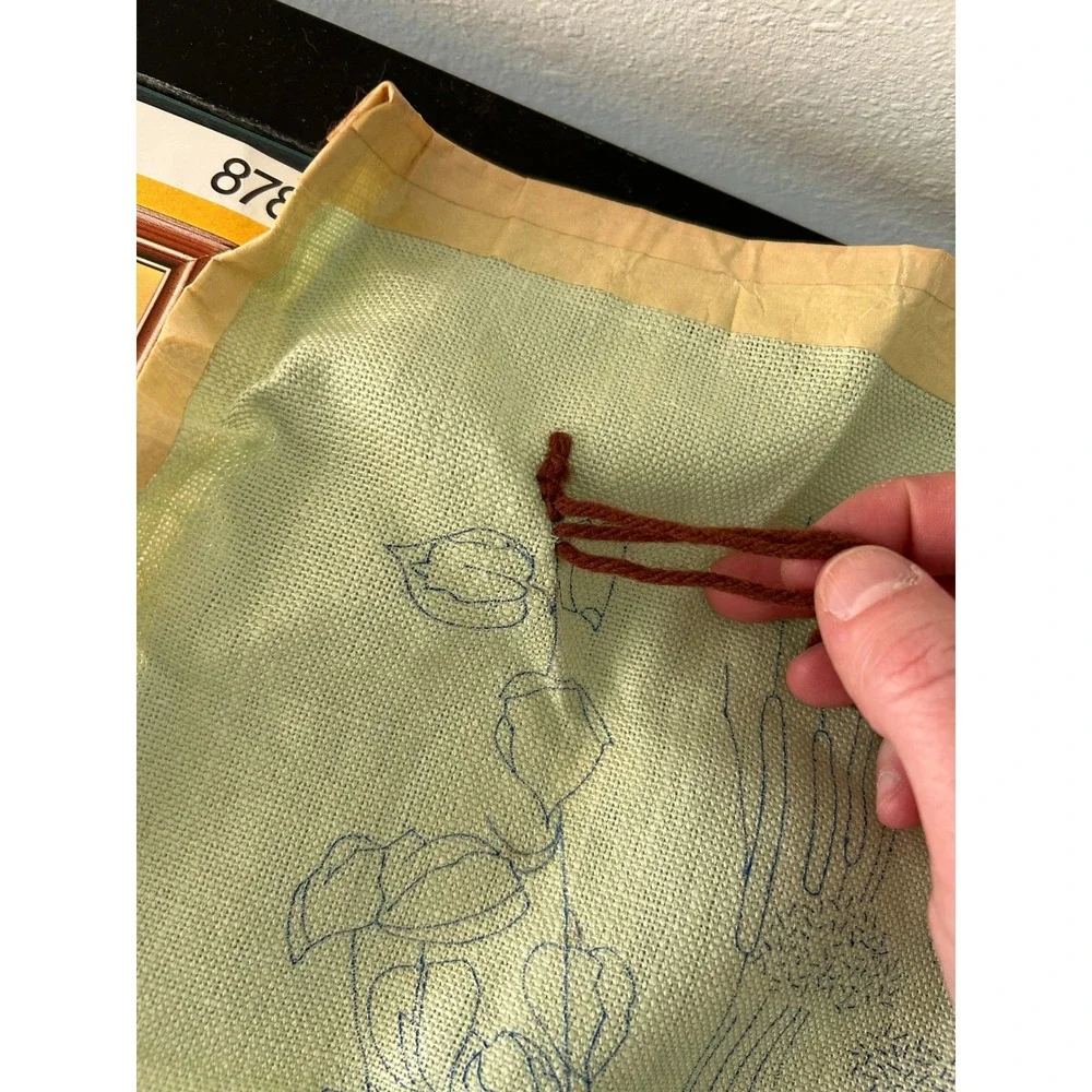 Vintage Vogart Crewel Embroidery Kit Japanese Lanterns Floral 878A 1975 MCM